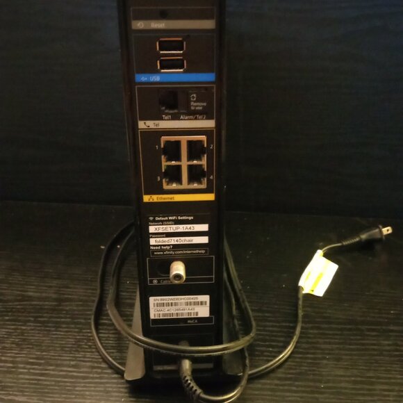 Comcast Xfinity Arris TG1682G XB3 DualBand Wifi Router 802.11AC Cable Modem - Picture 5 of 10